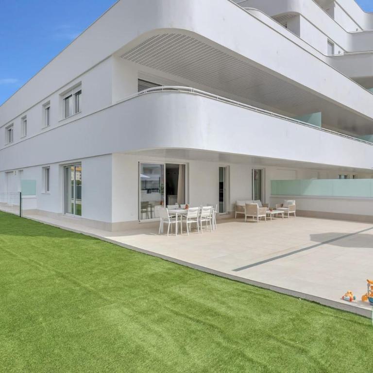 Casa Carlota - new build apartment in Torre del Mar - Appartamento Deluxe con 2 Camere da Letto e Vista Giardino - 3