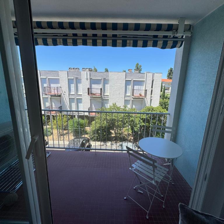 Horizon Méditerranée Piscine & Plage à Pied - Two-Bedroom Apartment - 12