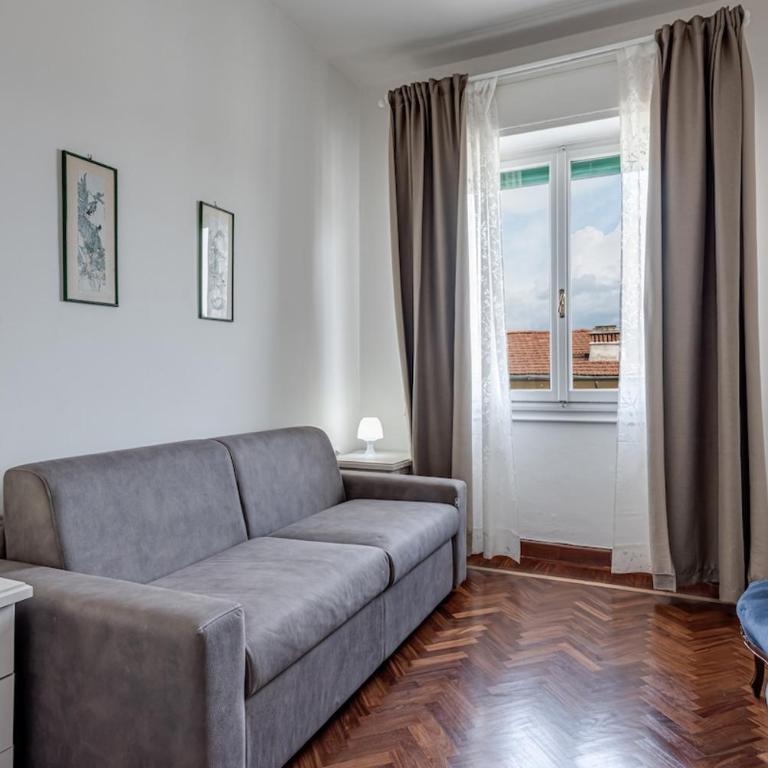 Florentine Gem in city center - 1 Stop from SMN - Appartamento con 3 Camere da Letto - 1