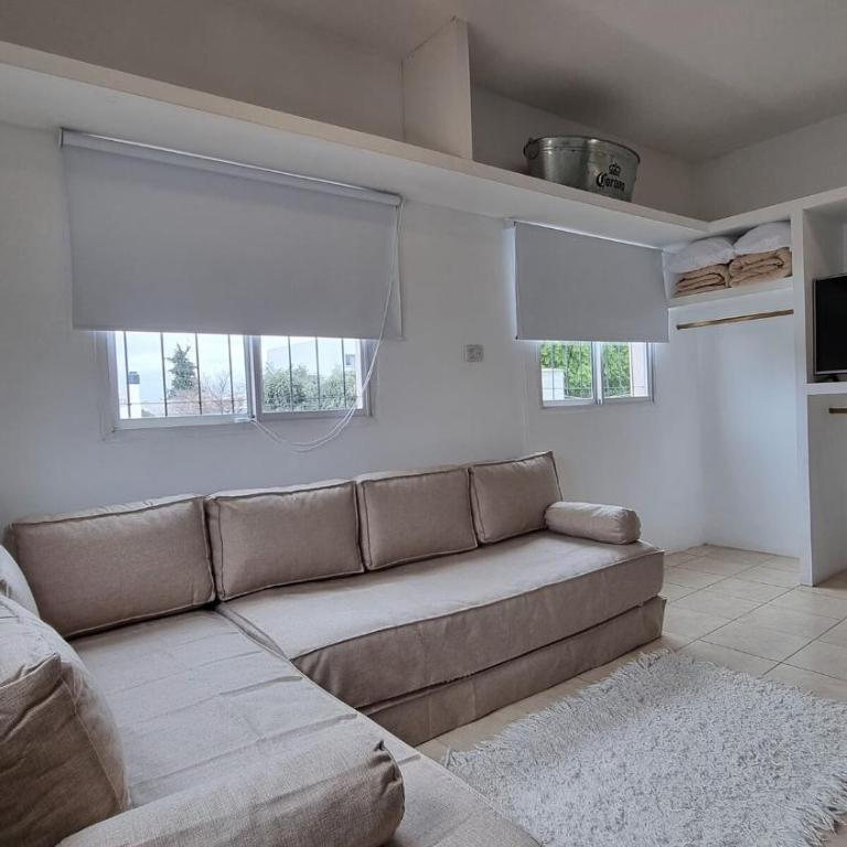 Los Olivos - One-Bedroom Apartment - 2