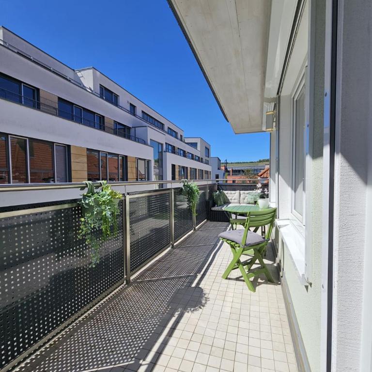 Modernes Tiny City House - 3 Apartments - Apartment mit 1 Schlafzimmer und Balkon - 17