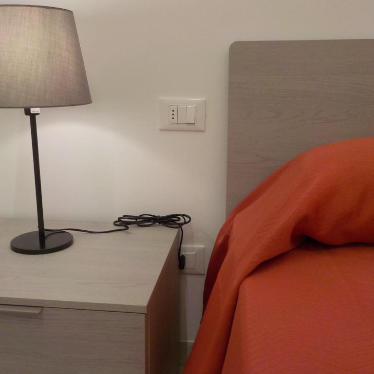 CASA ESEDRA - Appartamento 3 parcheggio privato - Appartamento con 2 Camere da Letto - 2