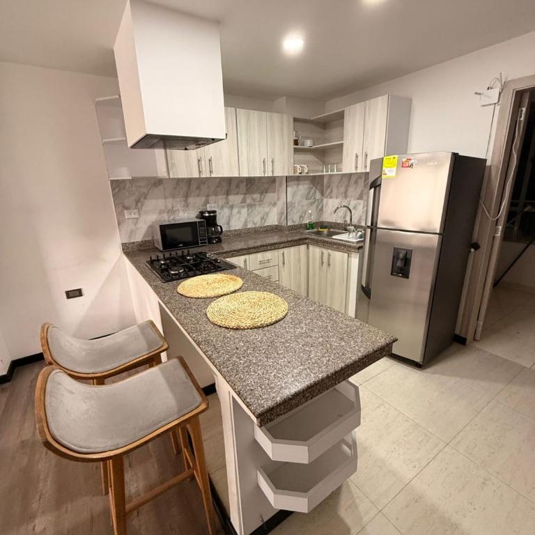Apartamento 8 Huéspedes Central de Pasto 201 - Three-Bedroom Apartment - 12