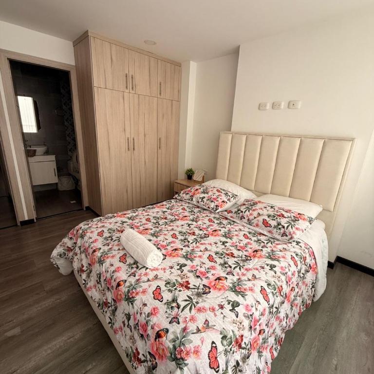 Apartamento 8 Huéspedes Central de Pasto 201 - Three-Bedroom Apartment - 4