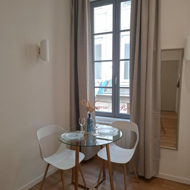 Studio lumineux - 1er étage - Centre Vienne - Appartement 1 Chambre - 8