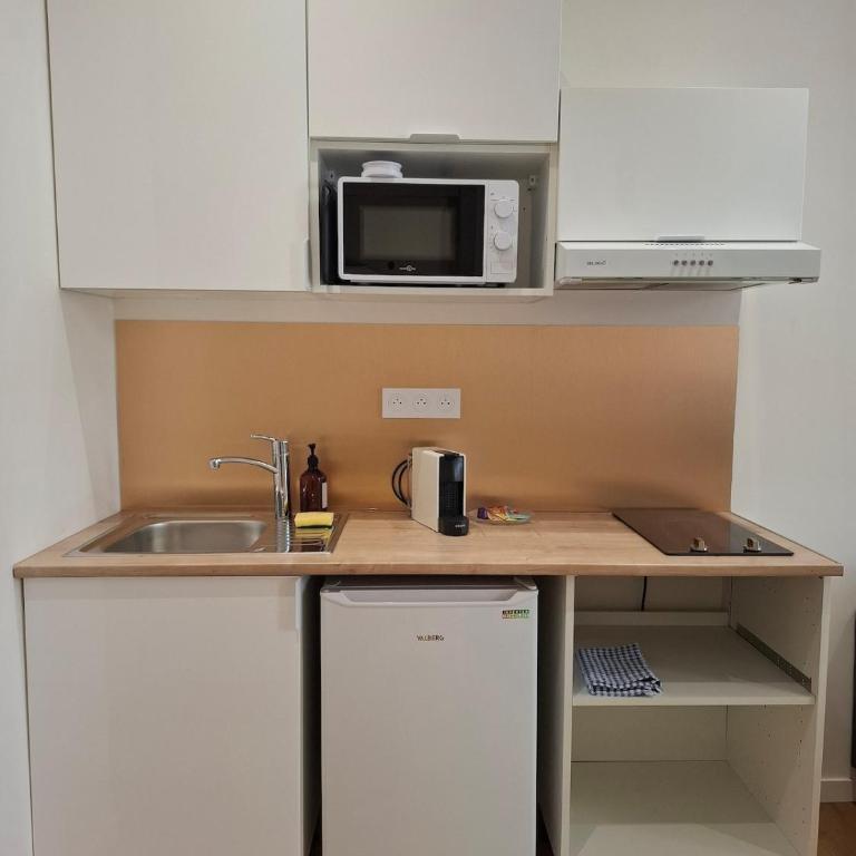 Studio lumineux - 1er étage - Centre Vienne - Appartement 1 Chambre - 10