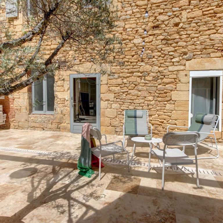 Charming and cosy quiet studio heart of Sarlat - One-Bedroom Apartment with Terrace - 16