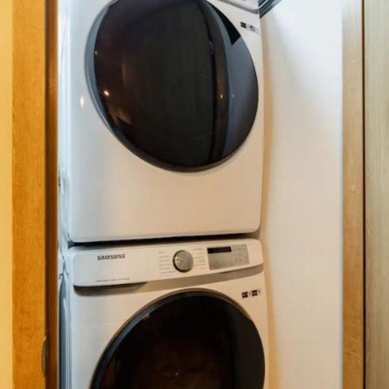 Amplio apartamento para 16 personas, 4 habitaciones, 4 baños con jacuzzi - Apartment - 3