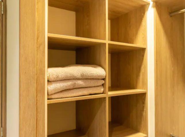 Amplio apartamento para 16 personas, 4 habitaciones, 4 baños con jacuzzi - Apartment - 13