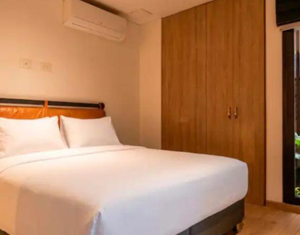 Amplio apartamento para 16 personas, 4 habitaciones, 4 baños con jacuzzi - Apartment - 16