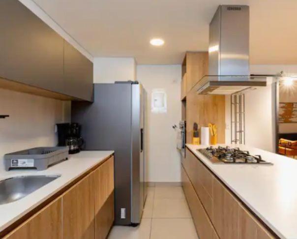 Amplio apartamento para 16 personas, 4 habitaciones, 4 baños con jacuzzi - Apartment - 17