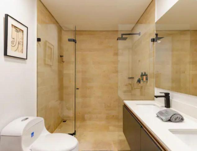 Amplio apartamento para 16 personas, 4 habitaciones, 4 baños con jacuzzi - Apartment - 20