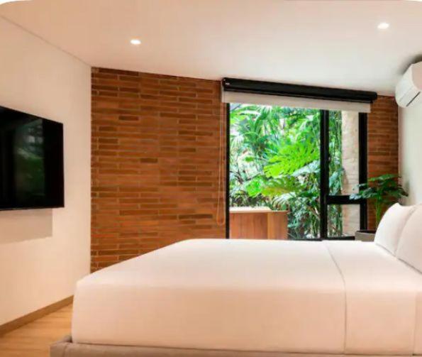 Amplio apartamento para 16 personas, 4 habitaciones, 4 baños con jacuzzi - Apartment - 24
