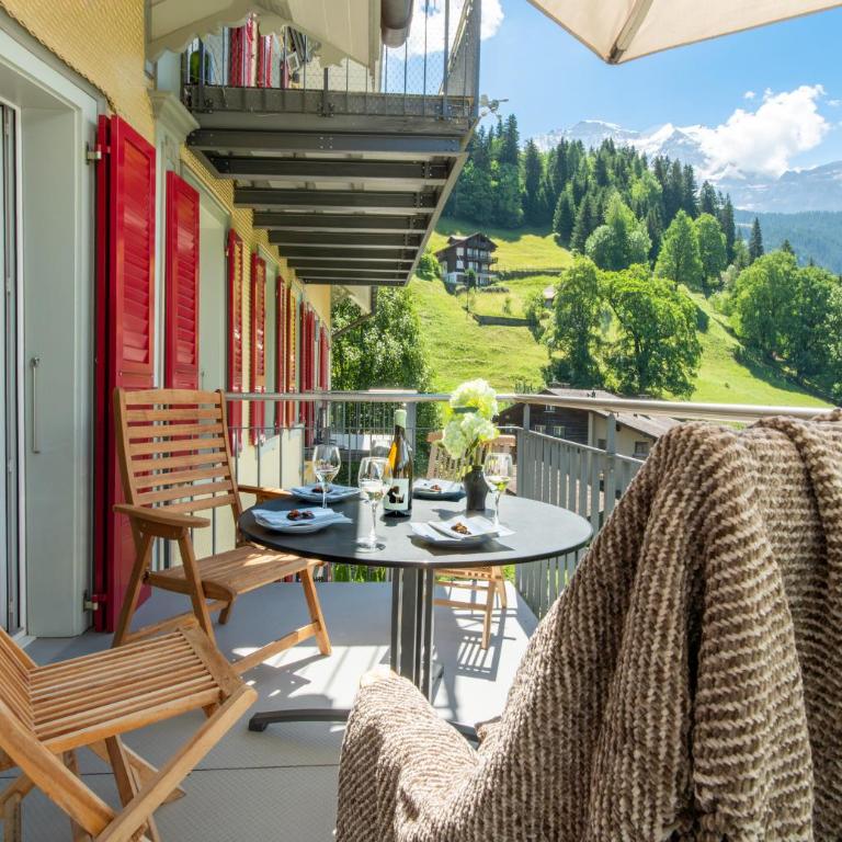 Chalet Mittaghorn Apt 7 - Premium Apartment mit 3 Schlafzimmern und Balkon - 3