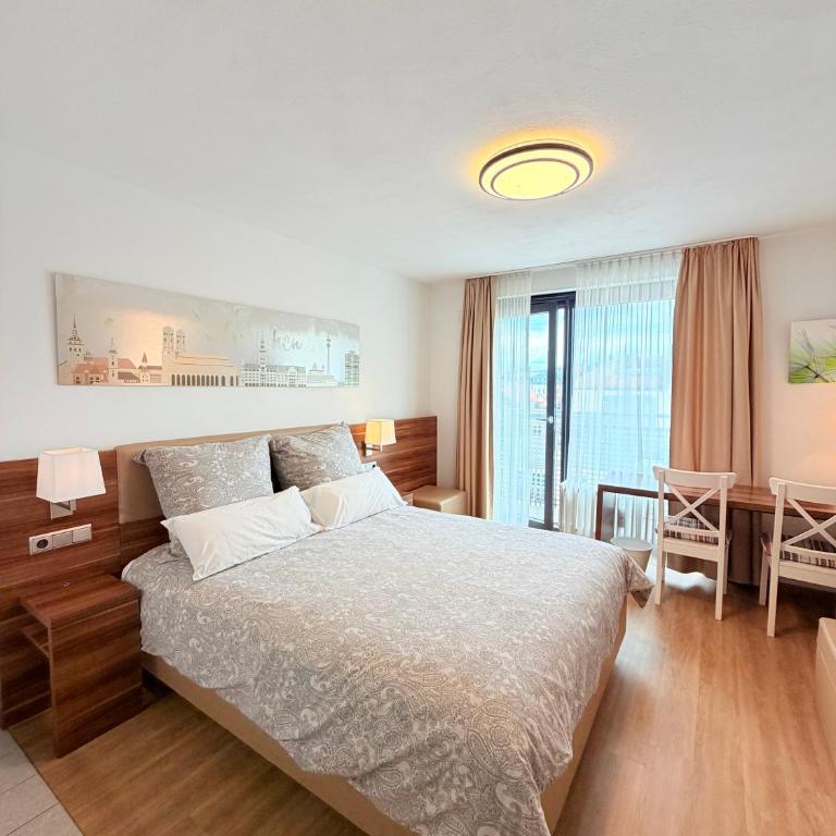 Hotel Apartment City Center at Munich Central Station - Studio mit Balkon - 2