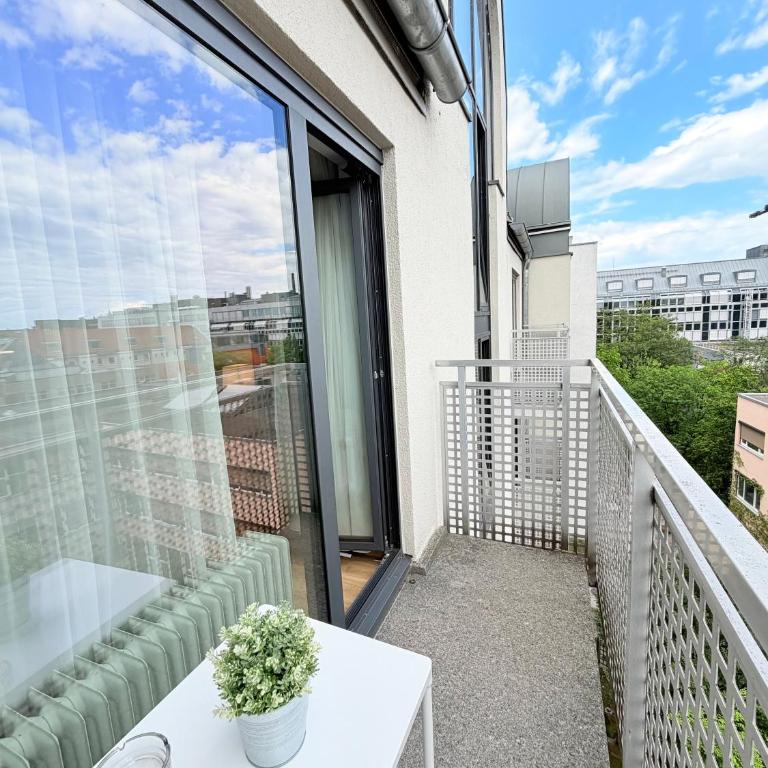 Hotel Apartment City Center at Munich Central Station - Studio mit Balkon - 24