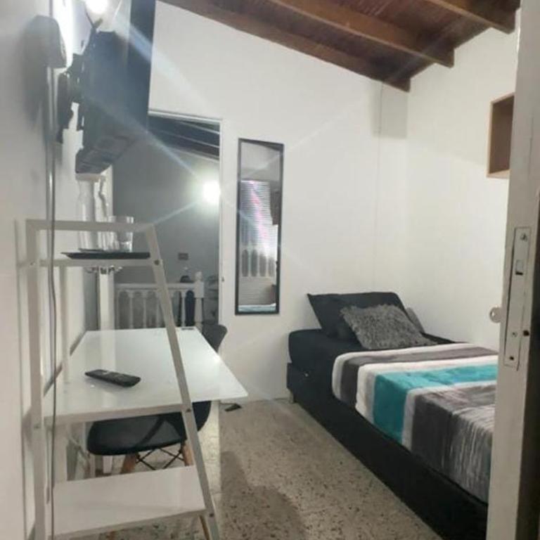 Cocoon Coliving la 70 - Double Room - 1