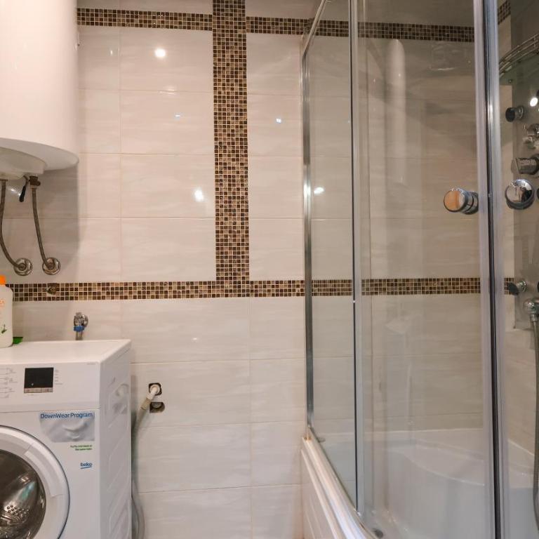 Lighthouse Residence Tivat - Obala Đuraševića - Apartman s 1 Spavaćom Sobom, Balkonom i Pogledom na More - 15
