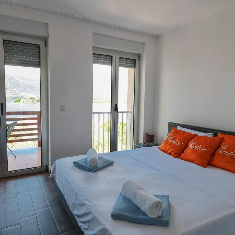 Lighthouse Residence Tivat - Obala Đuraševića - Apartman sa 1 Spavaćom Sobom, Pogledom na More i Balkonom - 2