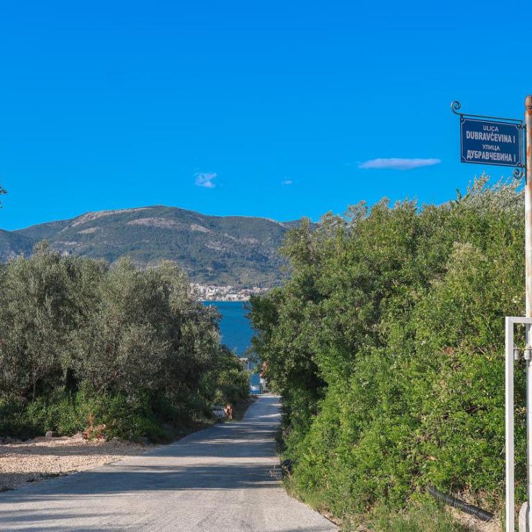 Lighthouse Residence Tivat - Obala Đuraševića - Apartman sa 1 Spavaćom Sobom, Pogledom na More i Balkonom - 1