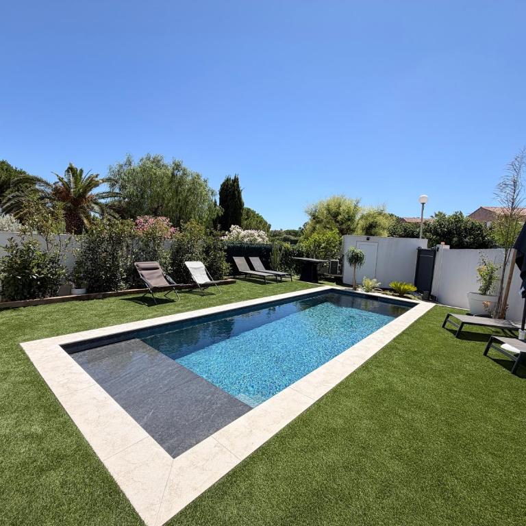 VILLA LAURANA HYERES 6 personnes Piscine chauffée - Maison 3 Chambres - 5