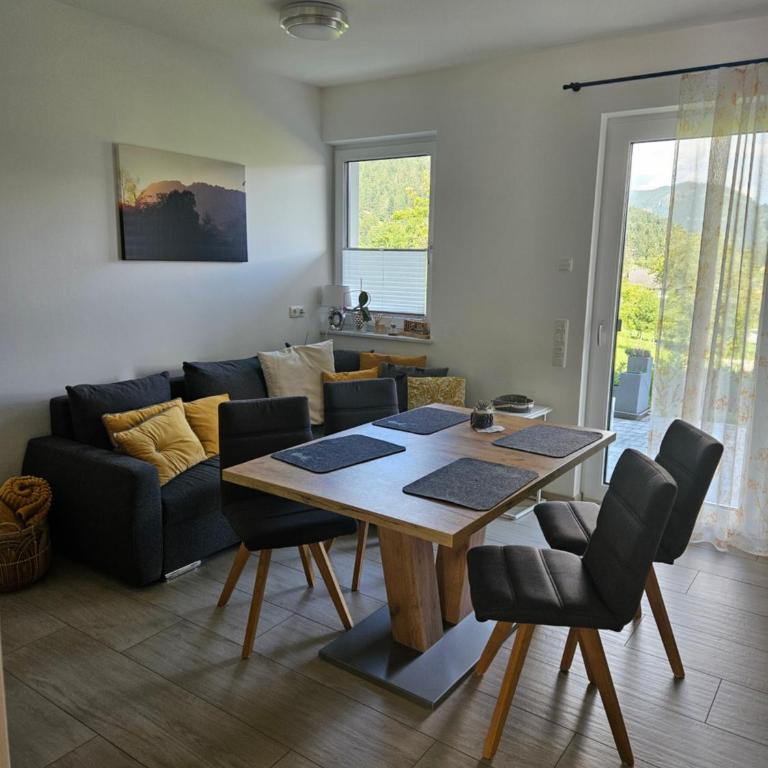 Ferienwohnungen Bergpanorama - Apartment mit 1 Schlafzimmer und Terrasse - 3