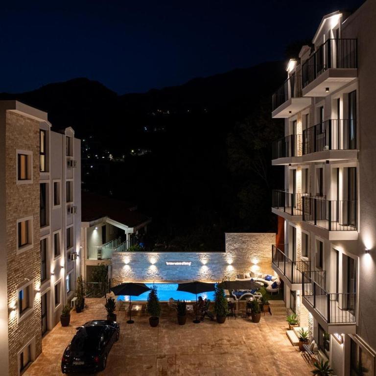 Budva Blue - Two-Bedroom Apartment - 20