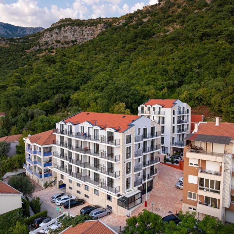 Budva Blue - Two-Bedroom Apartment - 26