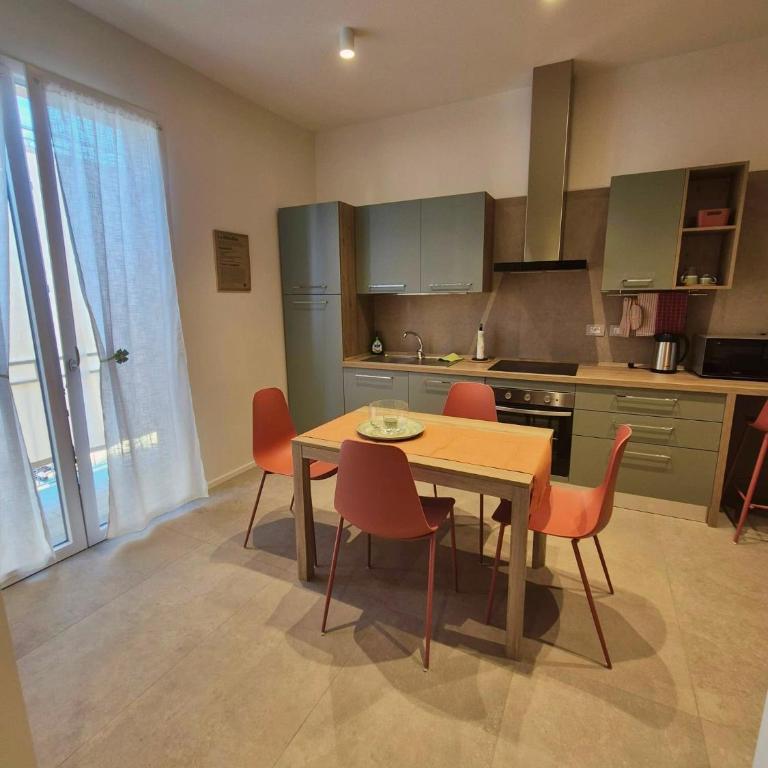 Borgo Vespucci Suites - Two-Bedroom Deluxe Apartment with Balcony - 5