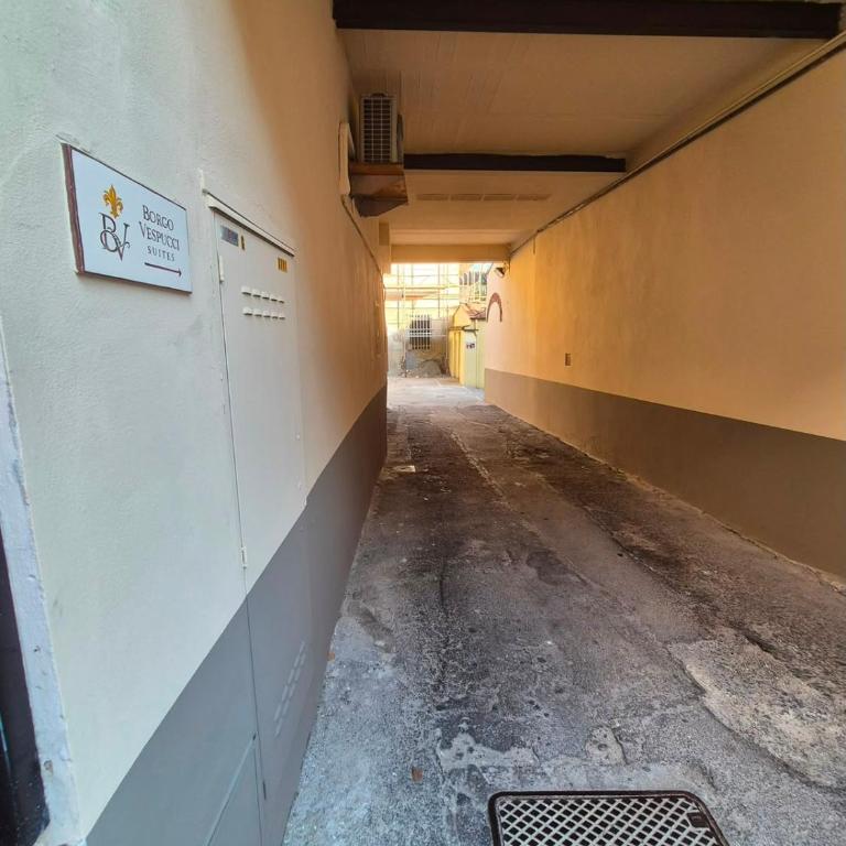 Borgo Vespucci Suites - One-Bedroom Apartment with Balcony and City View - 20