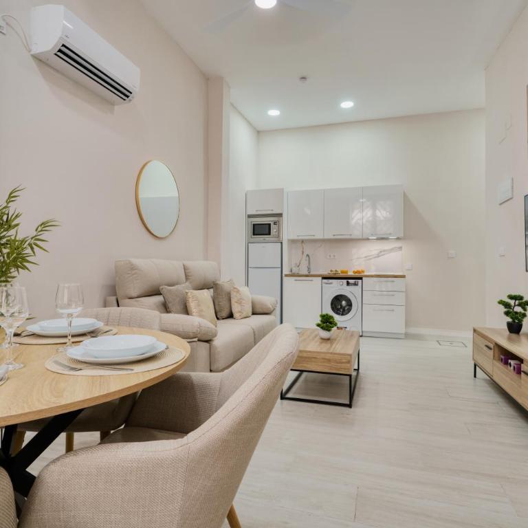 Loyola Premium Sevilla Centro, by Homing U - Estudio con sofá cama - 15