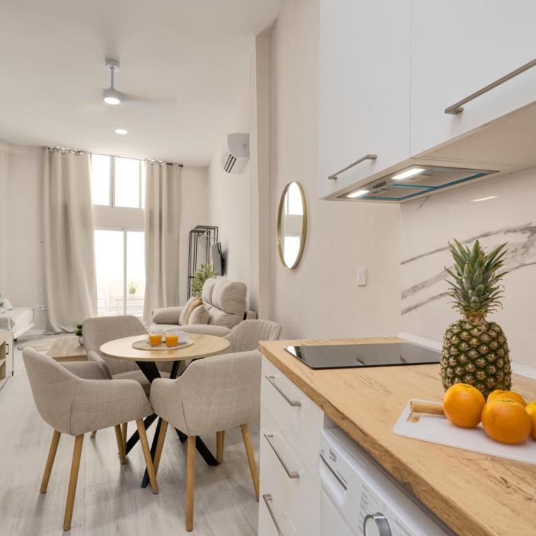 Loyola Premium Sevilla Centro, by Homing U - Estudio con sofá cama - 5
