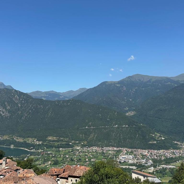 Casa Caffaro - Lake & Mountain Escape - Two-Bedroom Apartment - 19