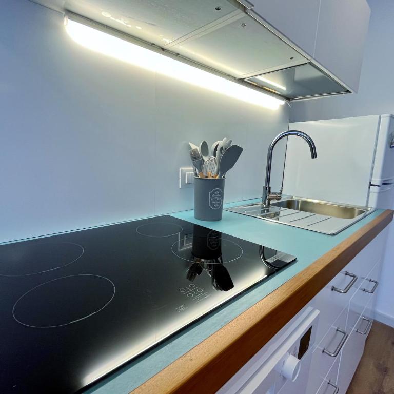 Mafè Apt City Center & 5 Min Walk to Station - Apartamento de 1 dormitorio - 5
