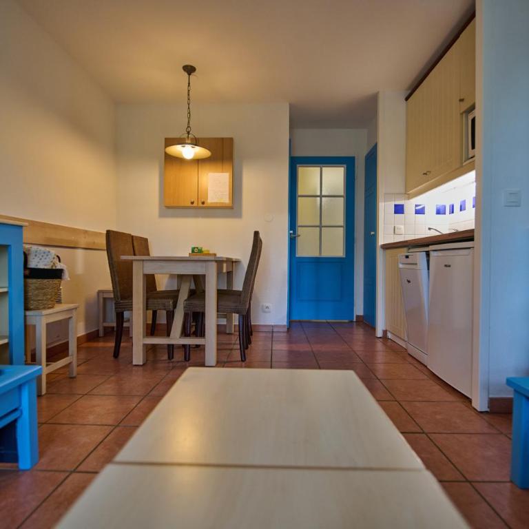 Ravissant Appartement 32m2 dans les pins, domaine du GOLF, entre lac et océan, piste cyclable, parking gratuit - Appartamento con 1 Camera da Letto - 1