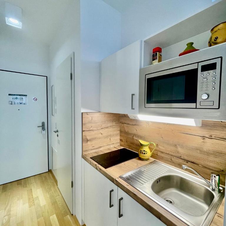 My Room at Munich Fair - One-Bedroom Apartment - 2