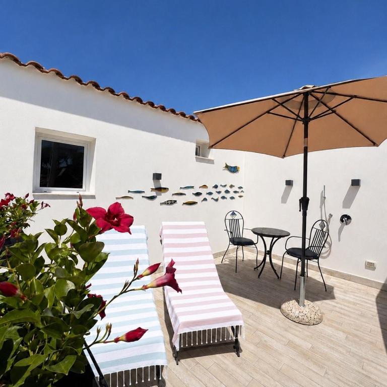 Frida Luxury B&B - Camera Tripla Deluxe con Vista Mare - 2