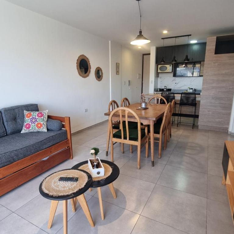 Moderno Dpto Centrico - Apartamento de 2 dormitorios con terraza - 4