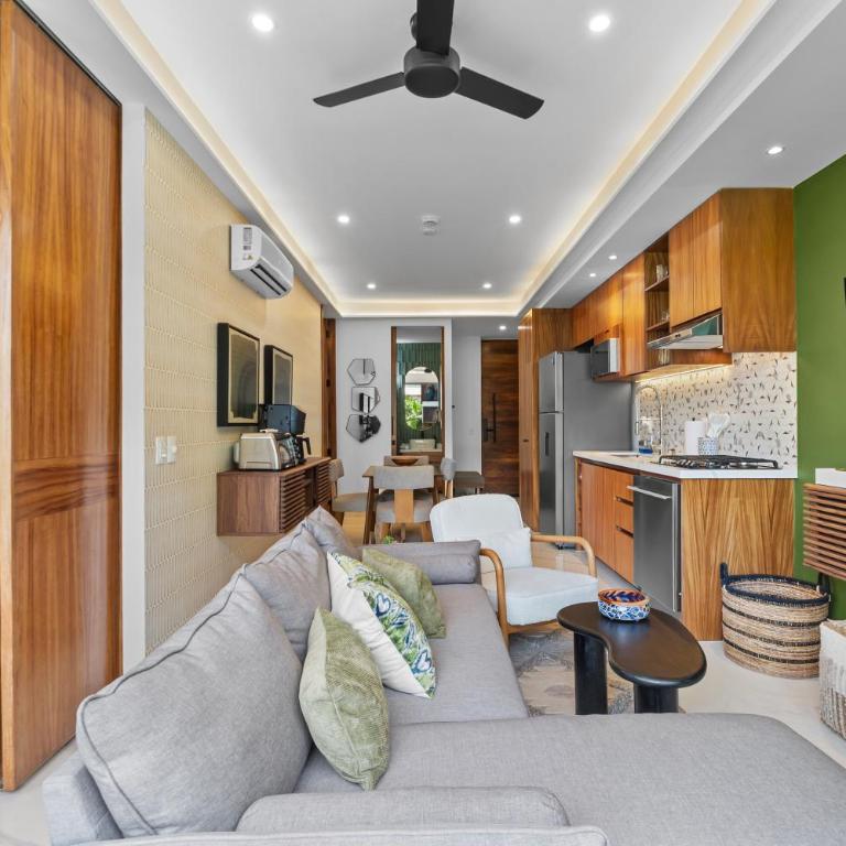 Romantic Zone Condo with Rooftop Pool 2 Min Beach - Appartement 2 Chambres - 24