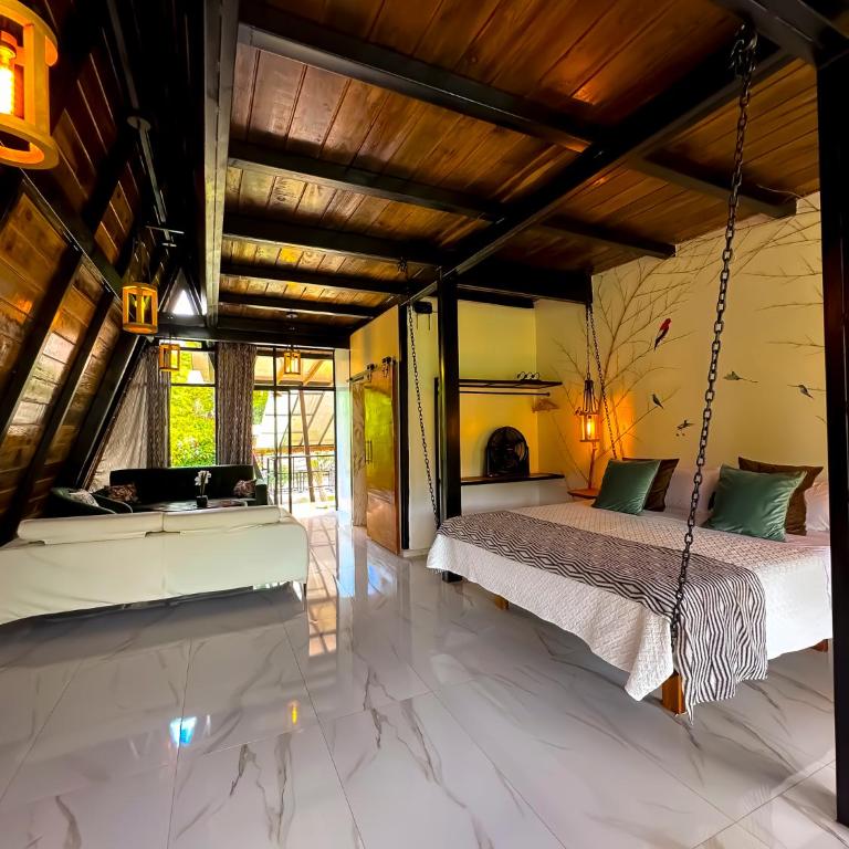 Suites Casa ColibrÍ - Suite con bañera de hidromasaje - Cama extragrande - 2