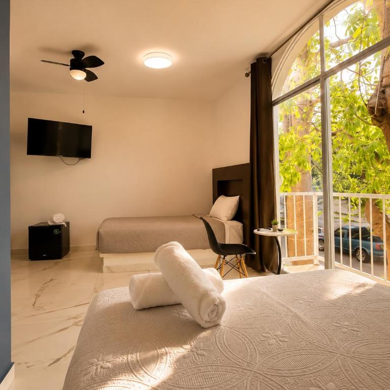 Hotel YA'AX HA' Bacalar - Habitación Doble con baño privado - 2 camas - 1
