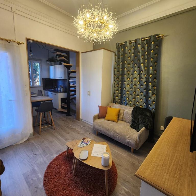 Le Petit Montmartre Chic studio Nîmes centre ville - Appartement 1 Chambre - 1