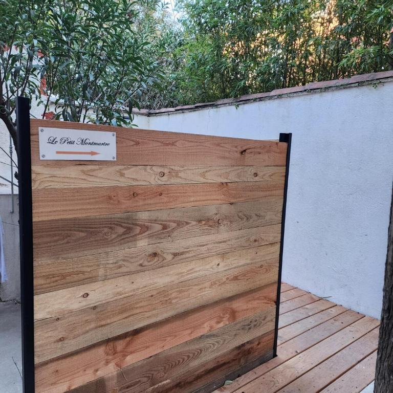 Le Petit Montmartre Chic studio Nîmes centre ville - Appartement 1 Chambre - 24