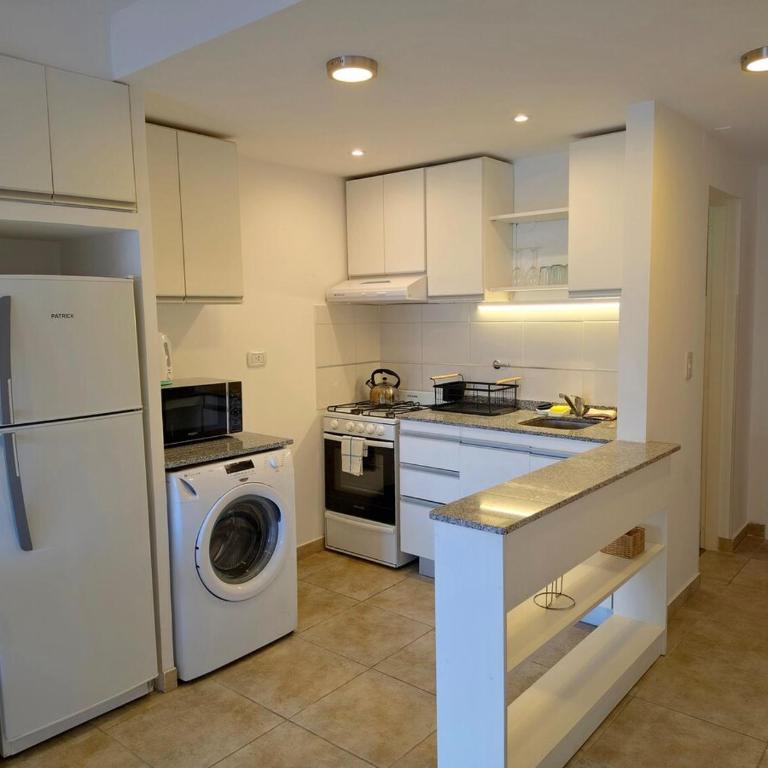 Excelente y amplio departamento céntrico T2183 - Apartamento de 1 dormitorio - 7