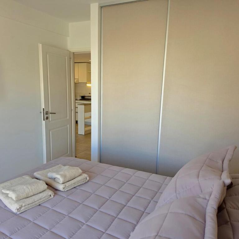 Excelente y amplio departamento céntrico T2183 - Apartamento de 1 dormitorio - 10