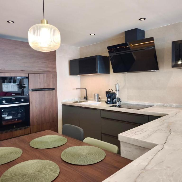 ÁTICOs COSTA TROPICAL - Apartamento de 2 dormitorios con terraza y vistas al mar - 6