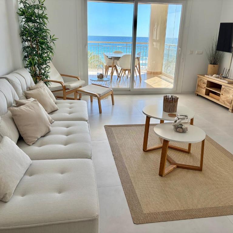 Front Line on the beach - Apartamento Deluxe de 2 dormitorios con vistas al mar - 3