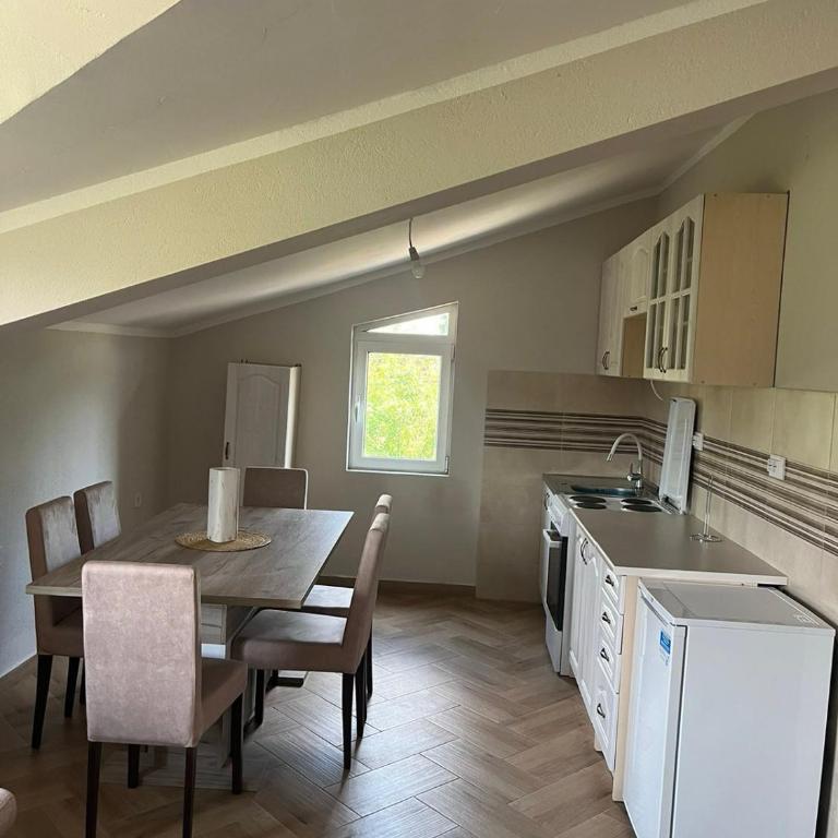 Lana - Apartman sa 1 Spavaćom Sobom - 4