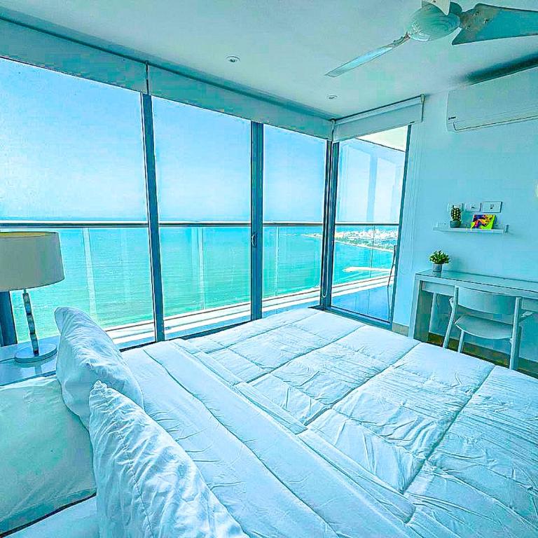 35 flr Spectacular Seaview Morros City Bocagrande - Apartment with Sea View - 25