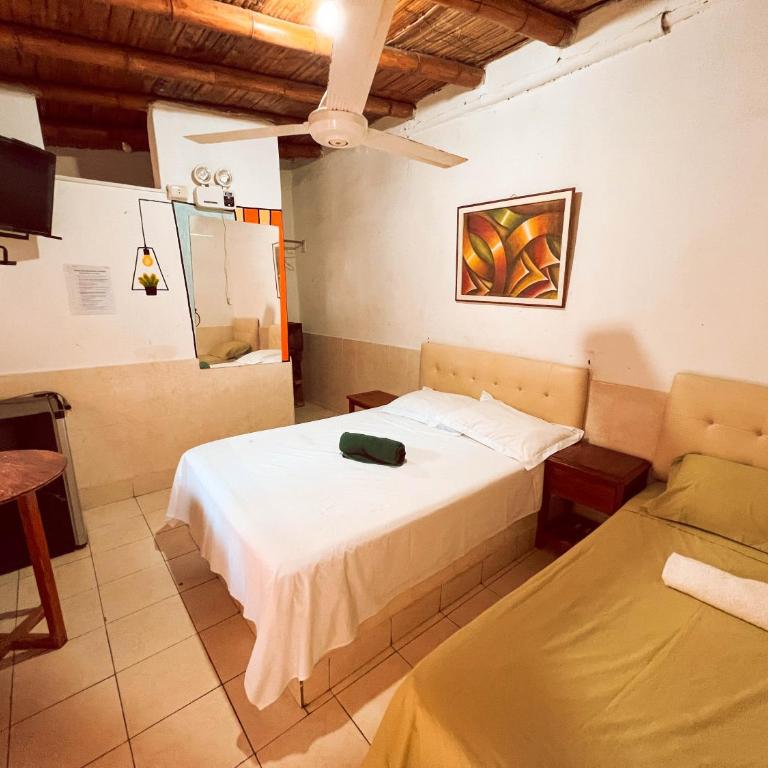 La Posada - Family Room (3 Adults) - 10
